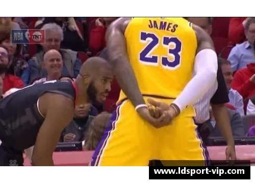 NBA精彩进攻技巧：四步上篮的完美演绎